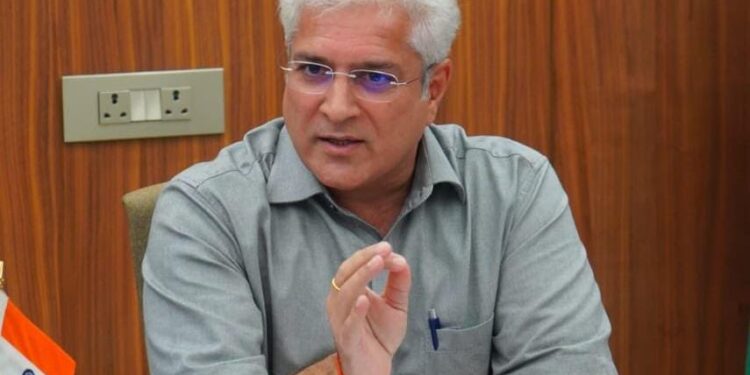 پبلک ٹرانسپورٹ کو فروغ دینے کی طرف کیجریوال حکومت کا تاریخی قدم؛ پریمیم بس ایگریگیٹر اسکیم کو مطلع کیا گیا: کیلاش گہلوت