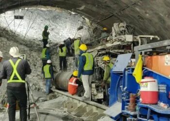 سرنگ میں پھنسے مزدوروں کو نکالنے کی کوششیں آخری مرحلے میں