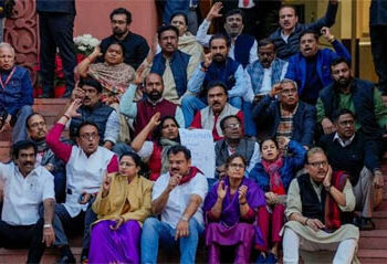 مودی حکومت آخر کیا کرنا چاہتی ہے ؟