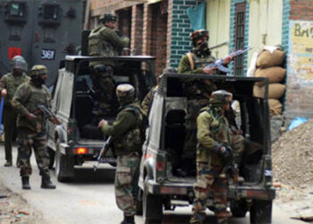 جموں و کشمیر: راجوری میں انکاؤنٹر کے دوران چار فوجی جوان شہید، دو زخمی، آپریشن جاری