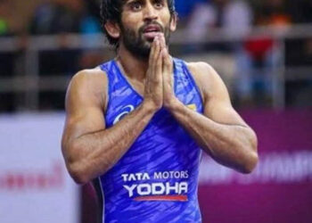 بجرنگ پونیا نے حکومت کو پدم شری ایوارڈ واپس کرنے کا اعلان کیا