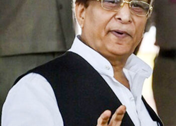 اعظم خان کو سپریم کورٹ سے بھی راحت نہیں ملی، ہائی کورٹ جانے کی ہدایت
