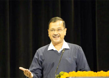 کجریوال نےمزید 32 اداروں کو 24گھنٹے کھولنے کی منظوری دی