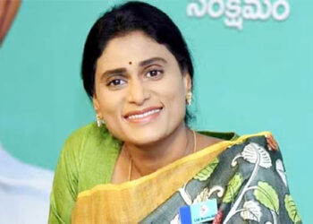 وائی ایس آرتلنگانہ کا کانگریس میں انضما م،شرمیلا کانگریس میں شامل