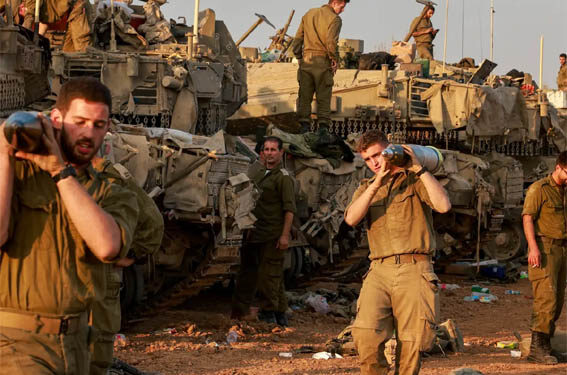 غزہ سے اسرائیلی فوج کا انخلا شروع، امریکہ نے سب سے بڑے بحری بیڑے کو واپس بلایا