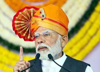 وزیراعظم مودی نے مہاراشٹر کے سولاپور میں2000کروڑ روپے کی مالیت کے8پروجکٹوں کا سنگ بنیاد رکھا