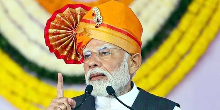 وزیراعظم مودی نے مہاراشٹر کے سولاپور میں2000کروڑ روپے کی مالیت کے8پروجکٹوں کا سنگ بنیاد رکھا