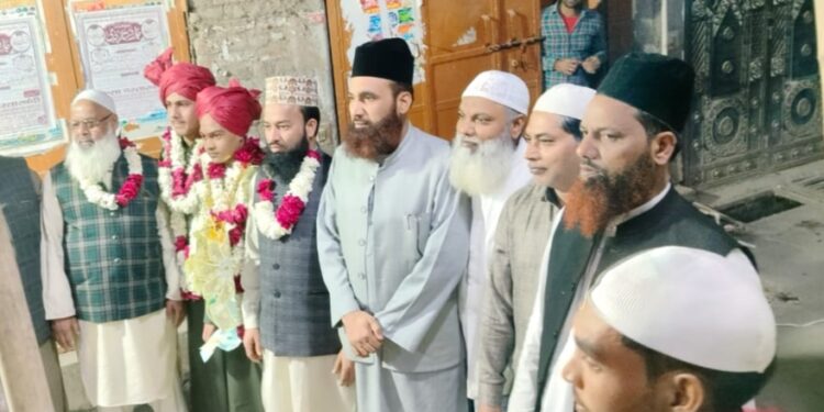 مسلمانوں کو اپنی صفوں میں اتحاد ویک جہتی کا ثبوت دینا چاہئے