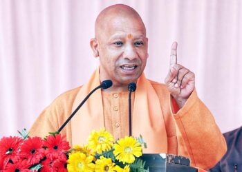 نصف آبادی کو اسمبلی میں پہنچنے سے کوئی نہیں روک سکتا: یوگی