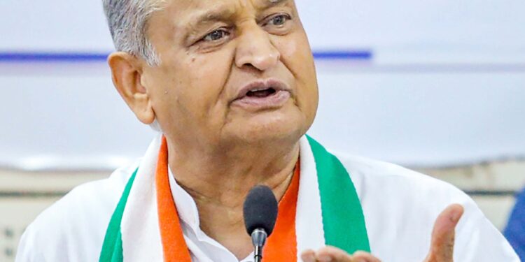 انتخابی بانڈ زکے اعداد و شمار عام ہونے کے بعد بی جے پی کی لوٹ مار ملک کے سامنے بے نقاب – گہلوت