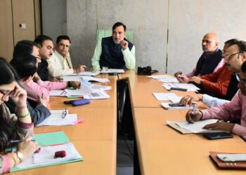کجریوال حکومت نے چار سال میں دو کروڑ پودے لگائے