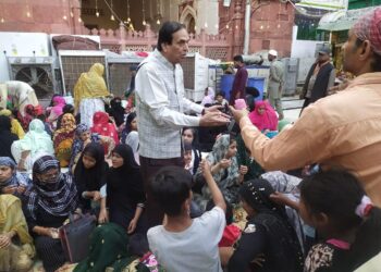 ہمدرد نیشنل فاؤنڈیشن کی جانب سے مختلف مساجد میں افطار کااہتمام