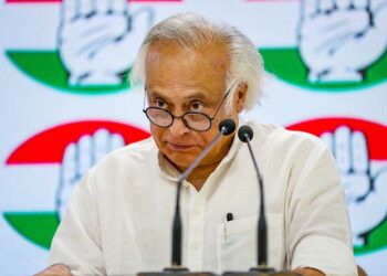 کانگریس نے انتخابی بانڈزکو ‘چندہ دو، دھندہ لو’ کی پالیسی قراردیا