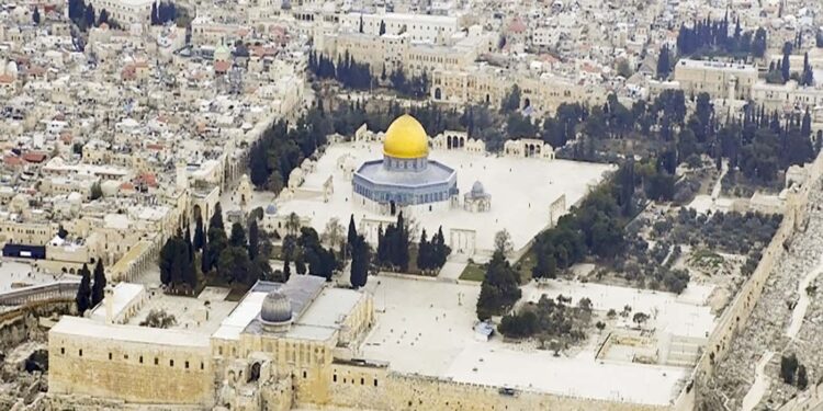 رمضان المبارک میںمسلمانوں کو مسجدِ اقصیٰ میں داخلے کی اجازت مل گئی