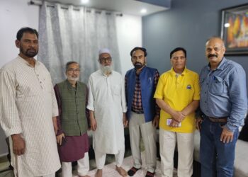 میں کسی کی بھی پرستش کا گنہگار نہیں ۔تُو کسی کا بھی خدا ہوگا صنم ہے میرا