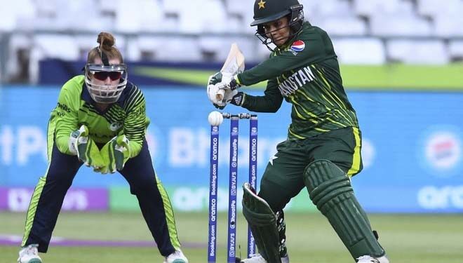 پاکستانی بیٹر جویریہ خان نے انٹرنیشنل کرکٹ سے ریٹائرمنٹ کا اعلان کر دیا