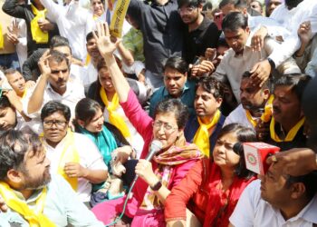 وزیر اعظم کی رہائش گاہ کے گھیراؤ کی کوشش ناکام