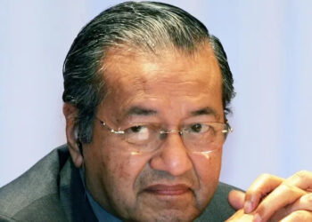 ملائشیا کے سابق صدر مہاتیر محمد کو انسداد بدعنوانی تحقیقات کا سامنا