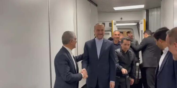 اسرائیل پر حملے سے قبل اور بعد میں امریکہ کو بتا دیا تھا:ایرانی وزیرخارجہ