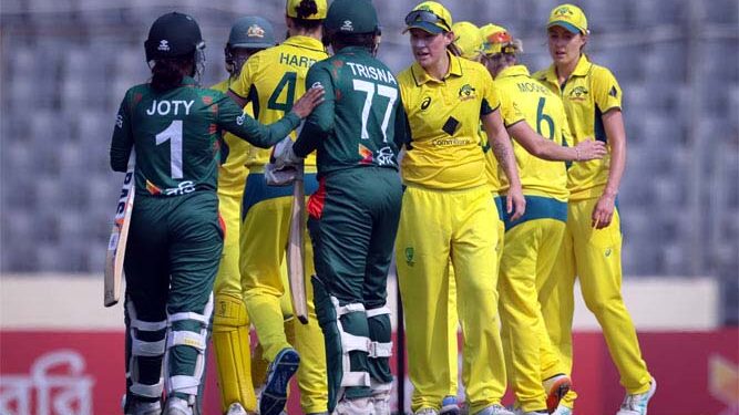 آسٹریلیا کے ہاتھوں ٹی ٹوئنٹی میچ میں بنگلہ دیش کو 77 رنز سے شکست