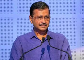 وزیر اعلیٰ اروند کجریوال کو بڑاجھٹکا