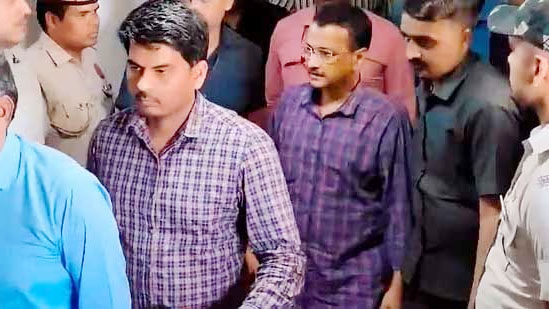 اروند کیجریوال کو نہیں ملی راحت ، بھیجے گئے تہاڑ