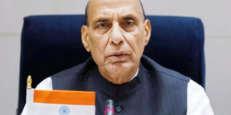 بھارت سر حد پار دشمن پر حملہ کرنے کی بھر پور صلاحیت رکھتا ہے:راج ناتھ سنگھ