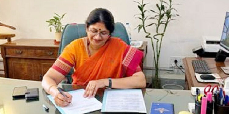 محترمہ شیفالی شرن نے پریس انفارمیشن بیورو میں پرنسپل ڈائرکٹر جنرل کا عہدہ سنبھالا