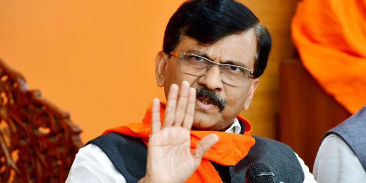 مودی کی ضمانتیں جھوٹی اور یہ فریبی لوگوں کا ٹولہ ہے:سنجے راوت