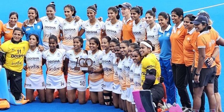 ہاکی انڈیا نے کوچنگ کیمپ کیلئے 60 رکنی خواتین ہاکی ٹیم کا اعلان کیا