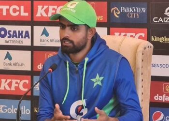 ٹیم میں تمام کھلاڑی پرفارمنس کی بنیاد پر آتے ہیں، بابراعظم