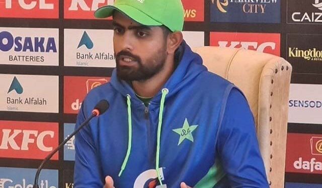 ٹیم میں تمام کھلاڑی پرفارمنس کی بنیاد پر آتے ہیں، بابراعظم