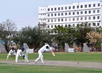 کانپور یونیورسٹی نے جلگاؤں یونیورسٹی کو سپر اوور میں 2 رن سے شکست دی