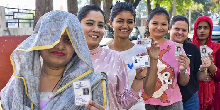 12ریاستوں میں 93 نشستوں پر ووٹنگ