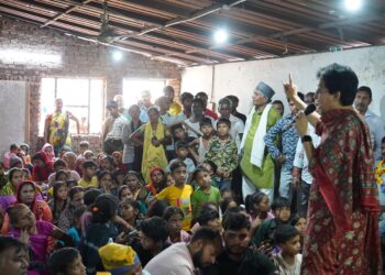 آتشی نے کالکاجی اسمبلی کے مختلف علاقوں میں میٹنگیں کیں