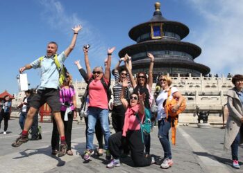 چین نے غیر ملکی سیاحوں کے لیے ویزا فری انٹری پالیسی کونافذ کیا