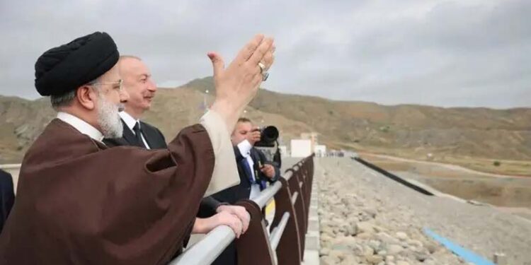 ’’مسکراتے ہوئے ہاتھ ہلایا‘‘ ایرانی صدر کی ہیلی کاپٹر کریش ہونے سے قبل آخری سرگرمی
