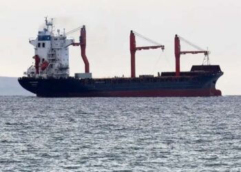 غزہ کے قریب امریکہ کے تعمیر کردہ بندرگاہ پر امداد لے جانے والا جہاز قبرص سے روانہ