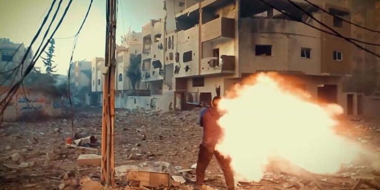 غزہ اور رفح پر جارح فوج کے حملوں کے ساتھ ہی مختلف علاقوں میں مجاہدین کے ساتھ شدید جھڑپیں