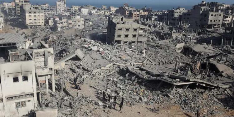 غزہ کے پناہ گزین کیمپ پر اسرائیلی فضائی حملہ میں 40 افراد شہید