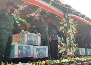 ایرانیوں کا صدر ابراہیم رئیسی کو خراج عقیدت