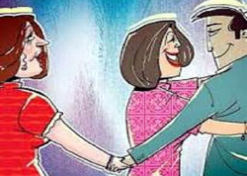 خاتون نے شوہر کو دوسری عورت کے سا تھ رنگے ہاتھوں پکڑا