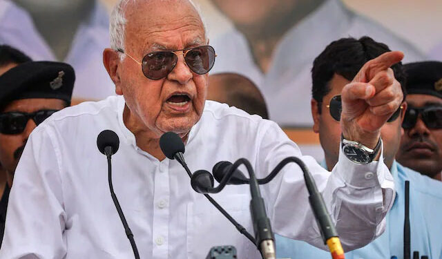 وزیرا عظم سمیت بھاجپا کے تمام لیڈران مسلمانوں کیخلاف زہر افشائی کرتے پھر رہے ہیں  جموں و کشمیر کے عوام مایوسی، بے اطمینانی اور بددلی کا شکار/ڈاکٹر فاروق عبداللہ