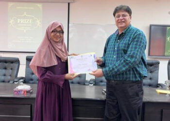 مختلف مقابلوں کے فاتحین کو انعامات پیش کئے گئے