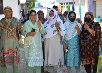 کشمیر میں آخری مرحلے کی لوک سبھا ووٹنگ اختتام پذیر ہوئی