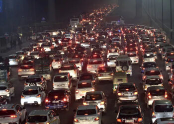 ٹریفک اصولوںکے نفاذکے لئے ڈھونڈاانتظامیہ نے نیاحل