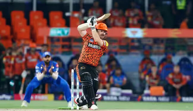 حیدرآباد کی طوفانی جیت سے ممبئی پلے آف کی دوڑ سے باہر