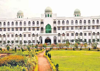 ماسٹر آف سوشل ورک، مانو میں داخلوں کا آغاز