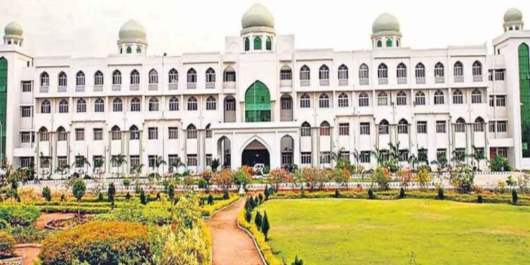 ماسٹر آف سوشل ورک، مانو میں داخلوں کا آغاز