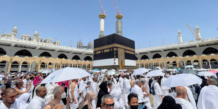 حج 2024کے سلسلے میںجموں کشمیر سے عازمین کا آخری قافلہ جدہ شریف کیلئے روانہ